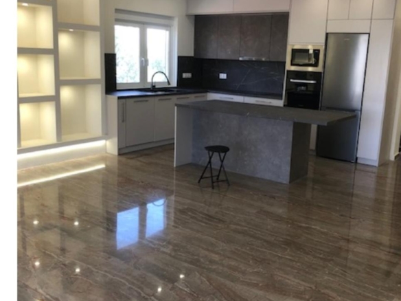Exceptional Luxury Whole-Floor Apartment in Alimos - photo 1